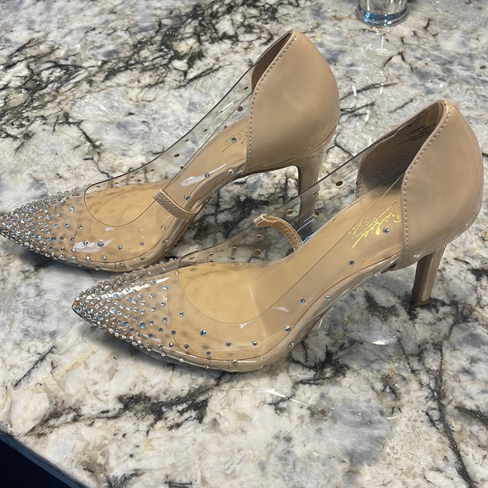 Thalia Sodi Patten Pumps